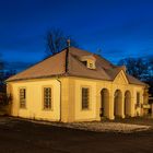 das Postenhaus zur blauen Stunde