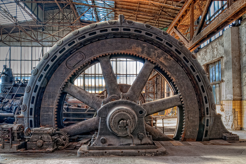 Das Rad der Zeit.... Foto & Bild industrie und technik, industrie & landschaft