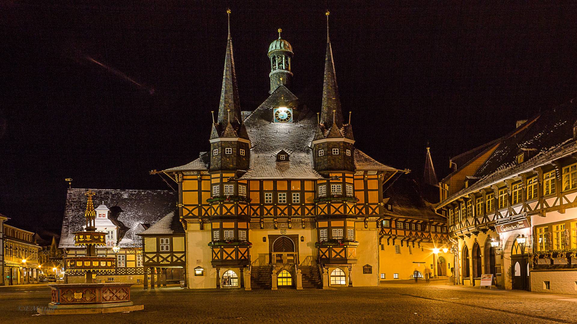 das Rathaus