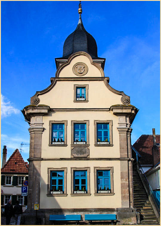 DAS RATHAUS