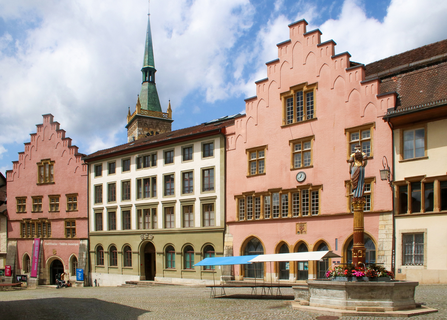 Das Rathaus in Biel