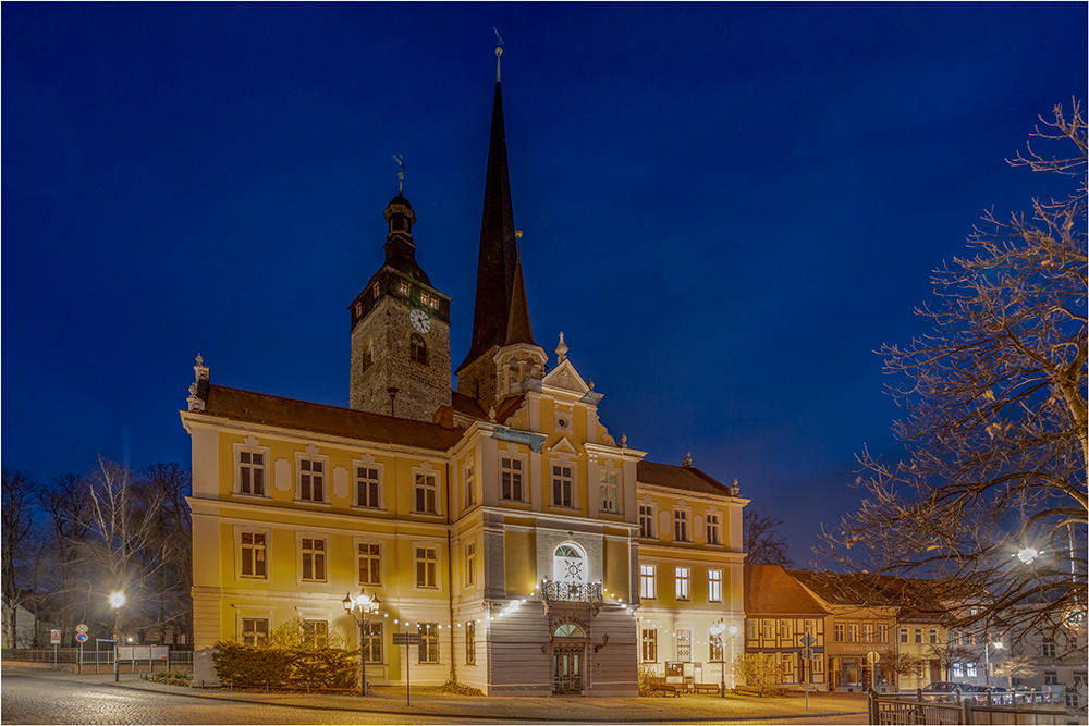 Das Rathaus in Burg