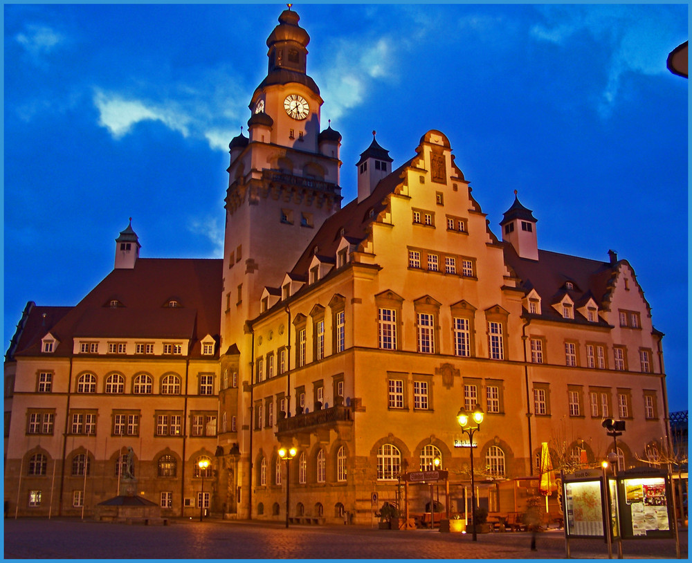 Das Rathaus in Döbeln bei nacht