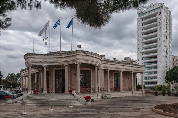 Das Rathaus von.....