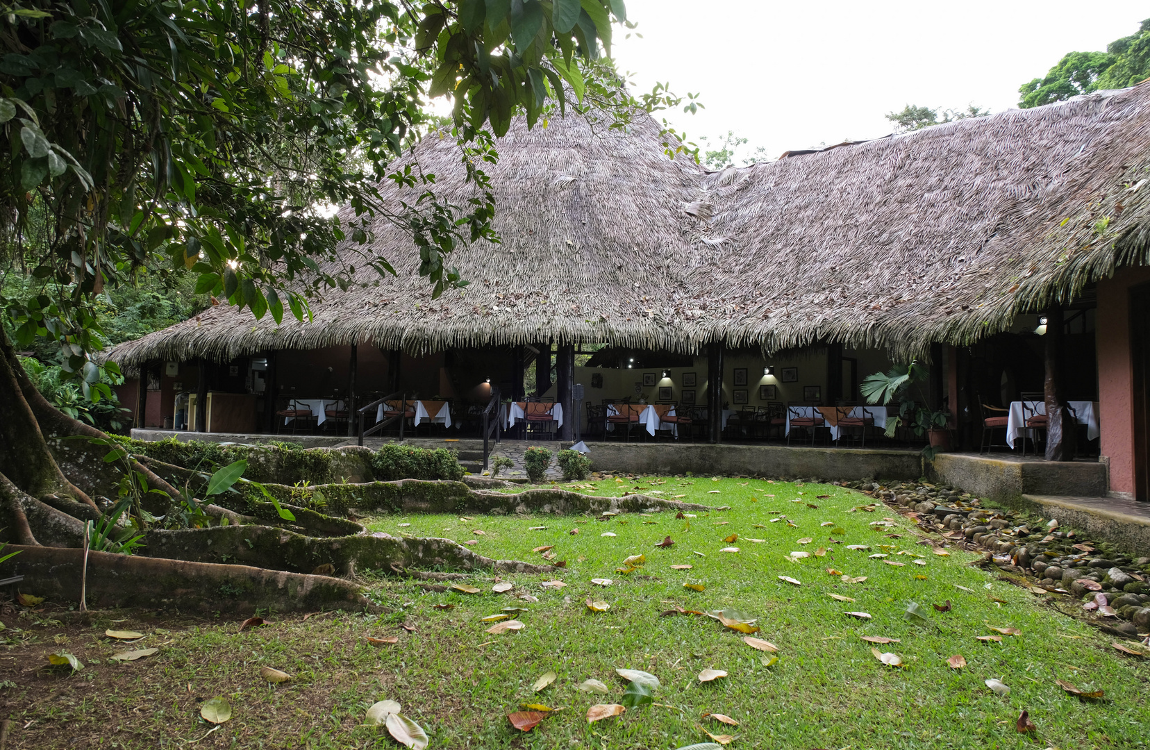 ...das Restaurant der Sarapiqui Rainforest Lodge...