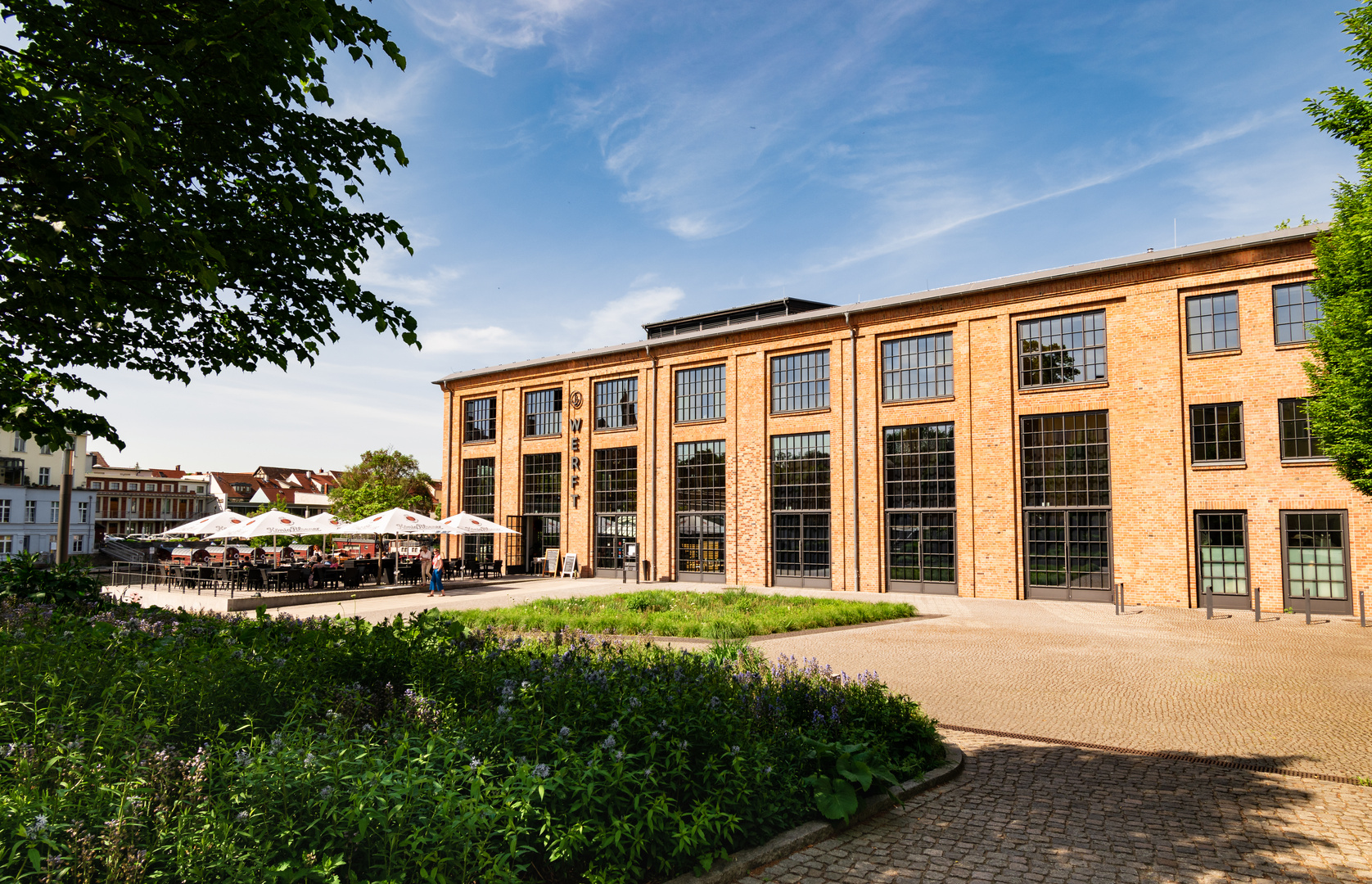 das Restaurant WERFT in Brandenburg a.d.H. Foto & Bild architektur