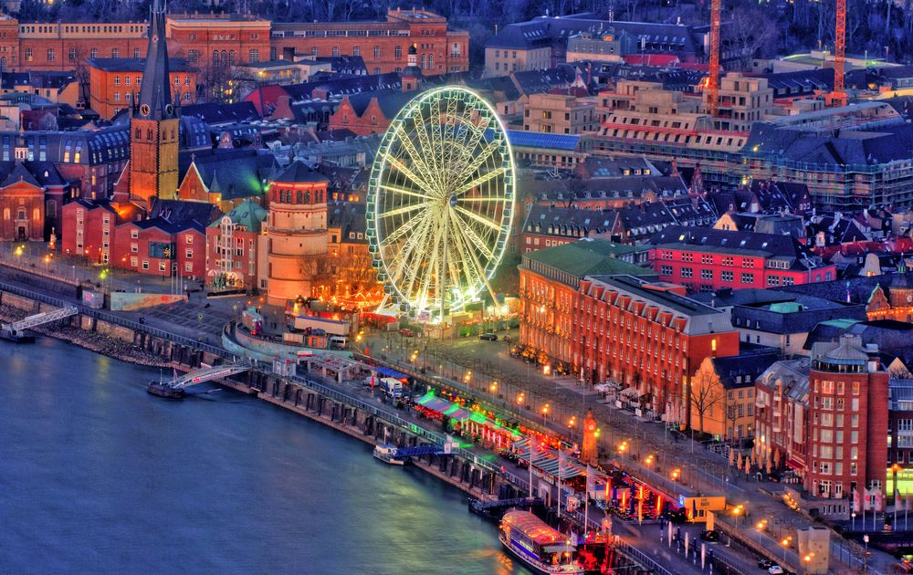 Das Riesenrad - Altstadt Düsseldorf