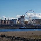 Das Riesenrad ist wieder in Düsseldorf - bis zum 27.1.2019