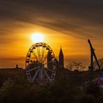 Das Riesenrad und die Türme...