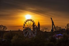 Das Riesenrad und die Türme...