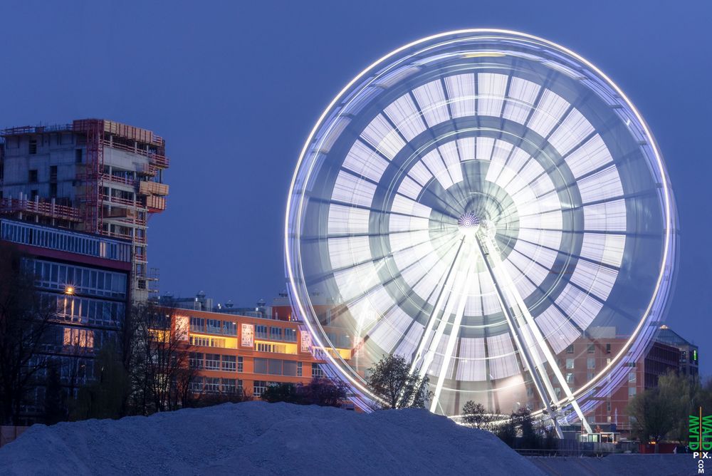 Das Riesenrad von Hi-sky in München