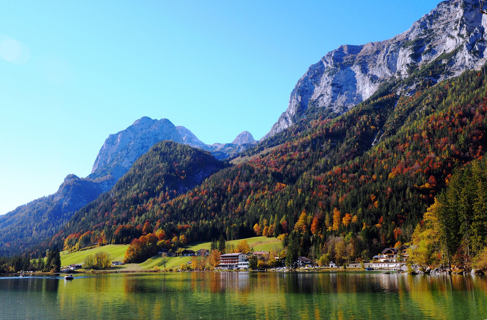 Das romantische Panorama genießen