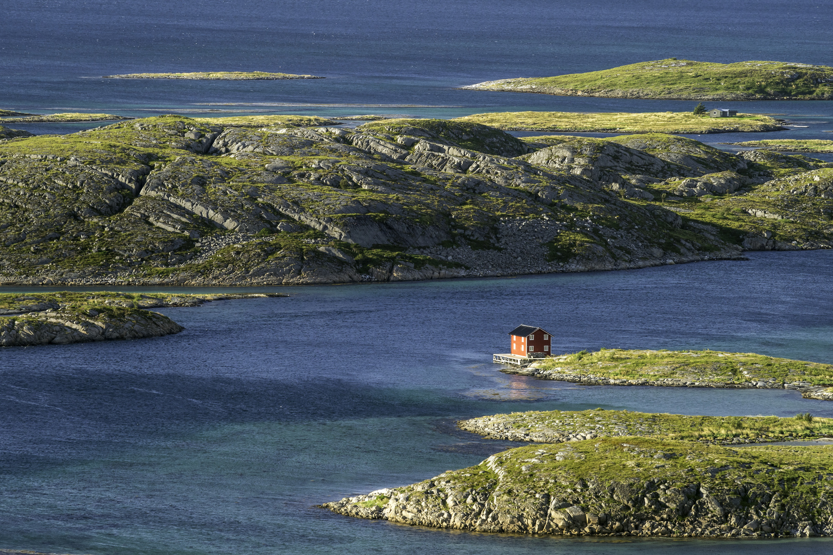 Das rote Haus am Meer