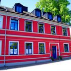 das rote Haus an der Strasse