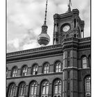 das rote rathaus in mitte