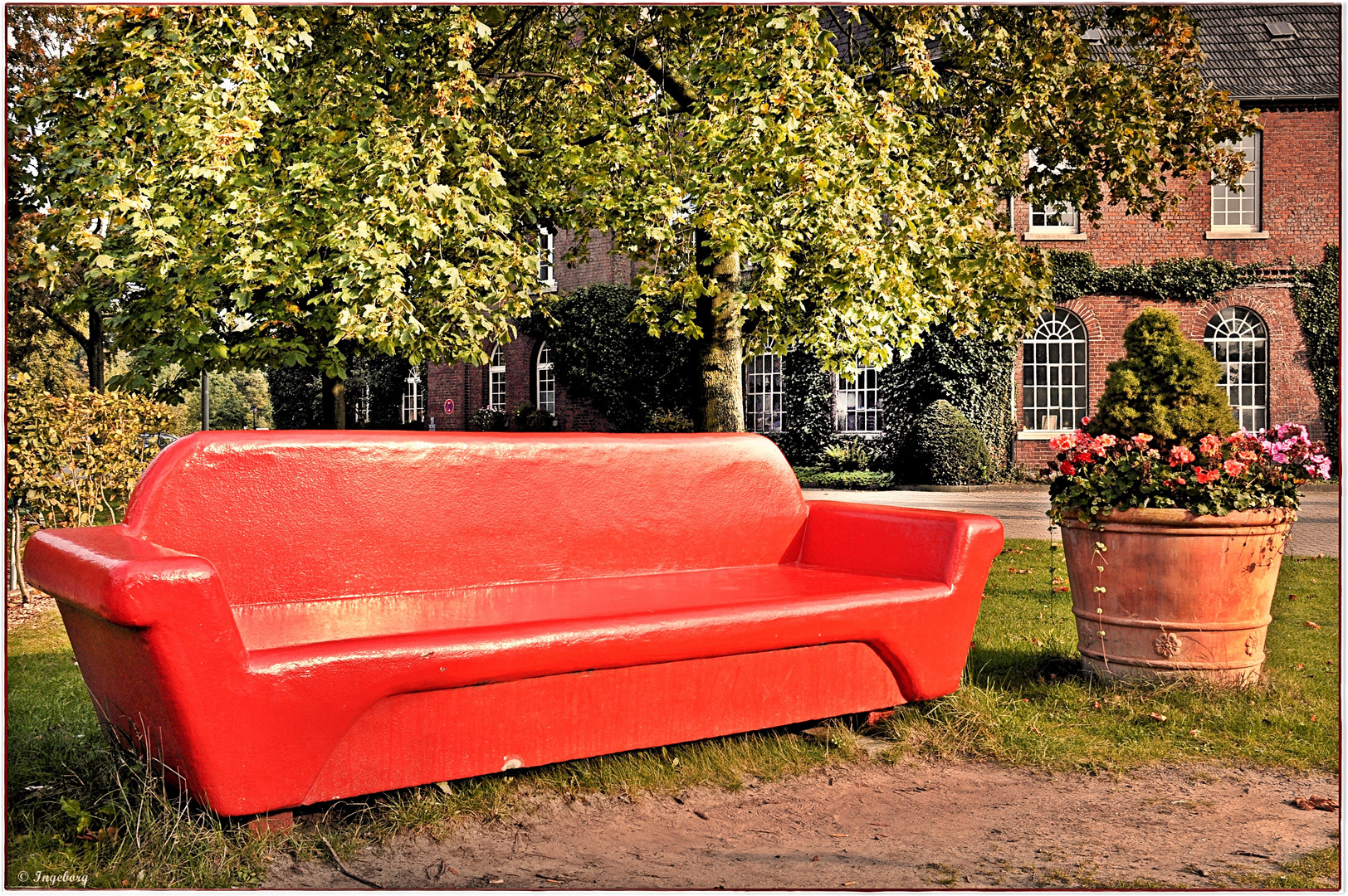 das rote Sofa