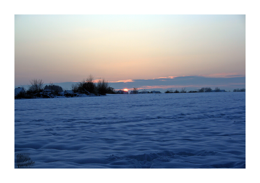 das rote taucht ins blaue