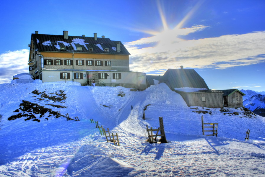 Das Rotwandhaus - hoch über dem Spitzigsee