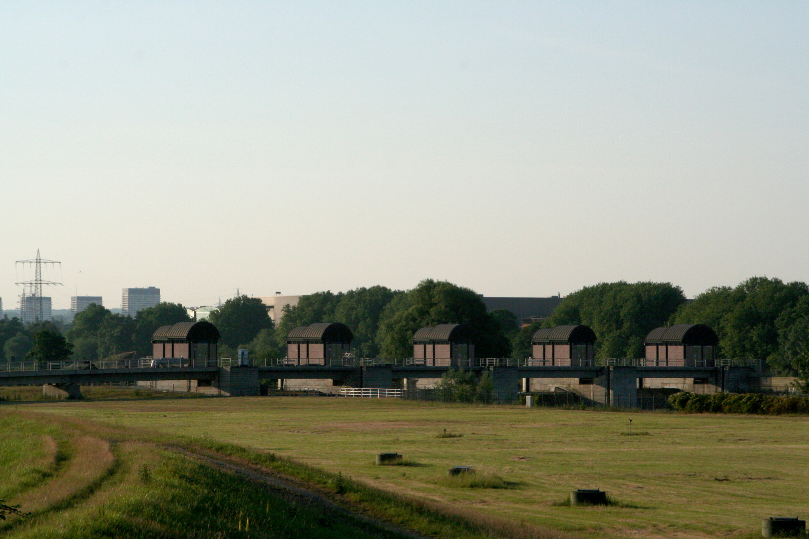 Das Ruhrwehr in Mülheim