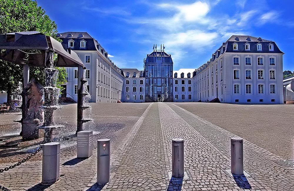 Das Saarbrücker Schloss ...