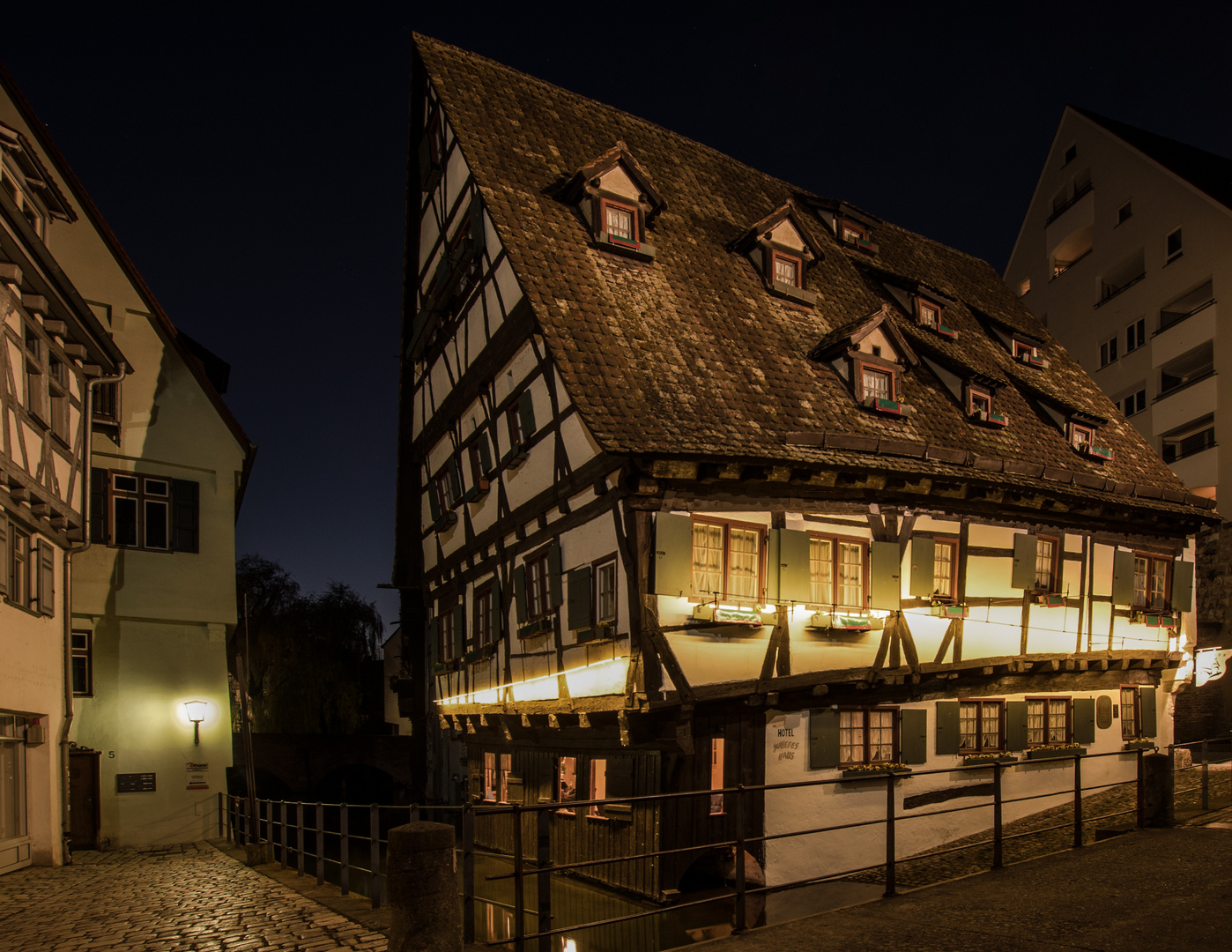 Das "Schiefe Haus" in Ulm