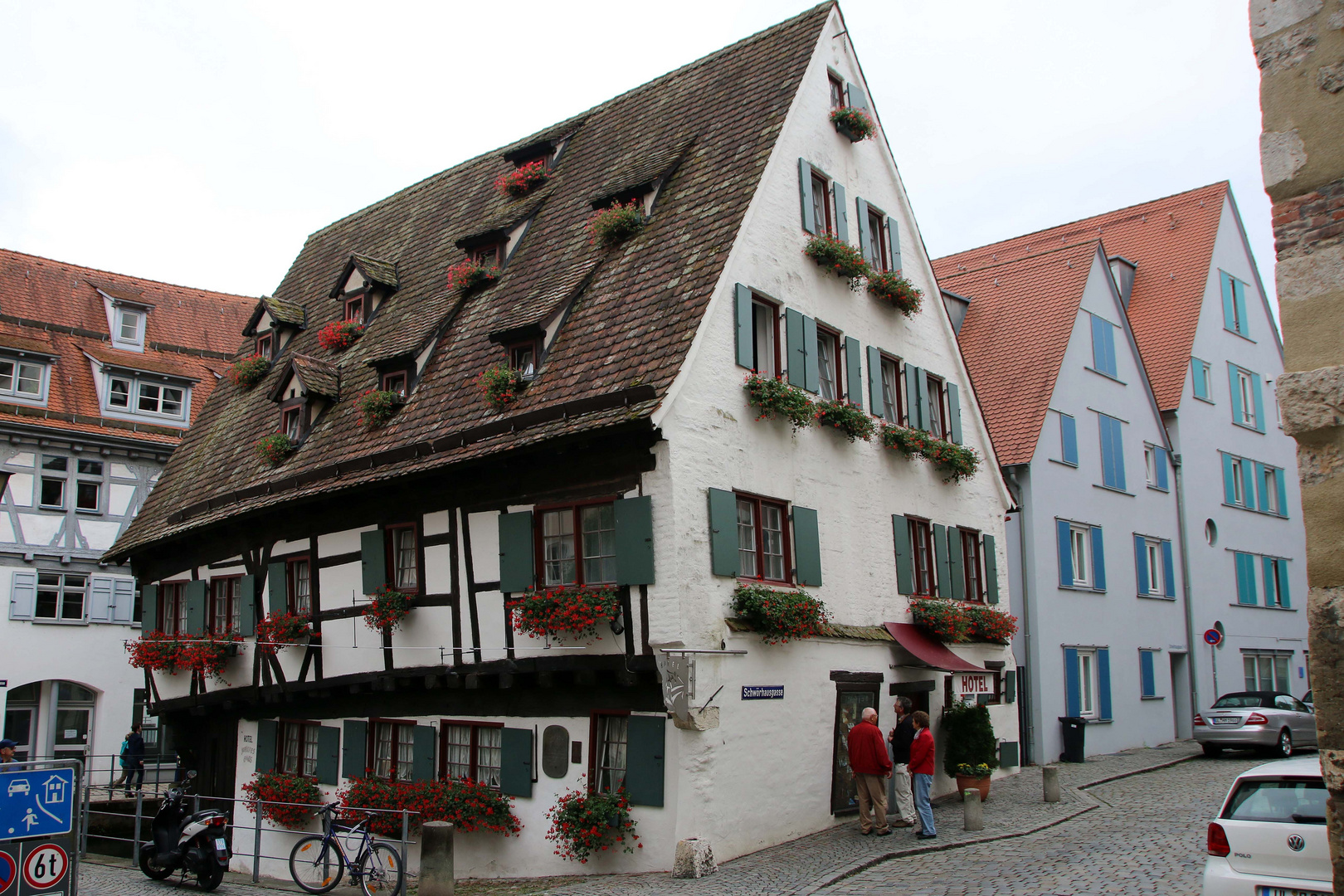 das "schiefe Haus" in Ulm aus anderer Perspektive