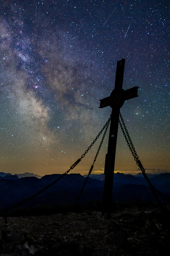 Das schiefe Kreuz am Hochkar