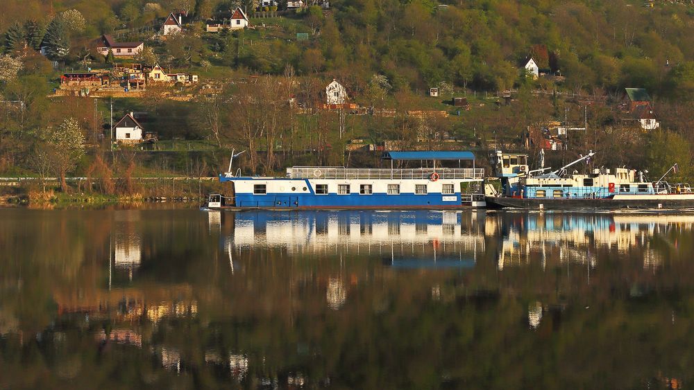 Das Schiff aus einem HK Bild aus dem Panorama generiert zur Betrachtung