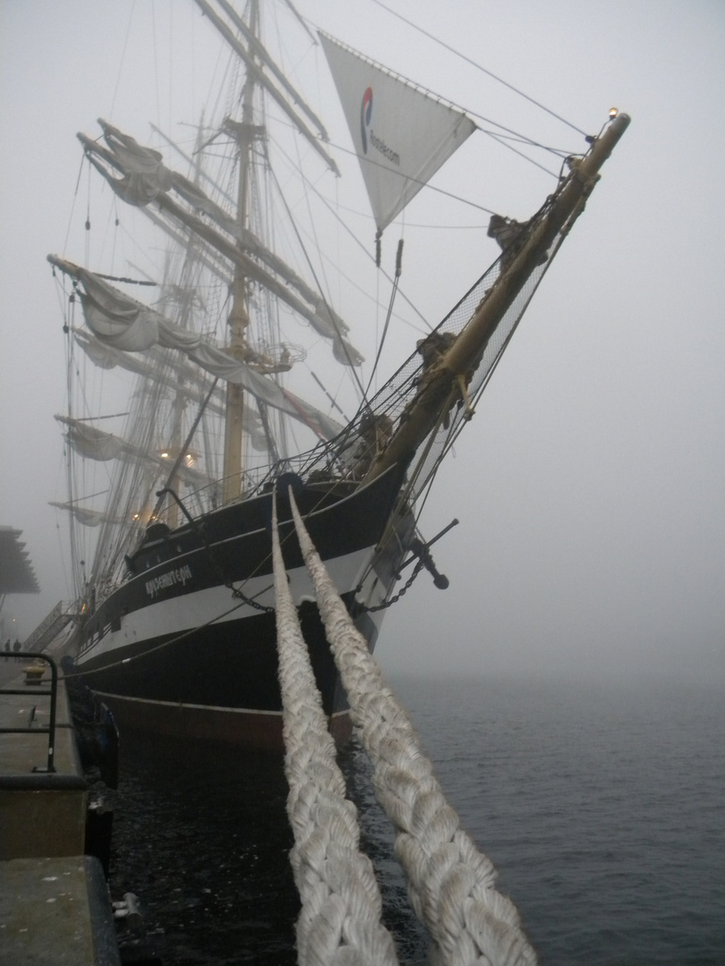 "Das Schiff im Nebel"