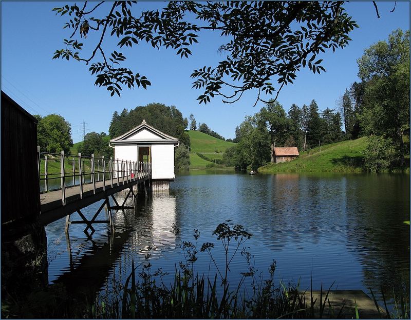 Das Schleusenhaus am Weniger Weiher / 2