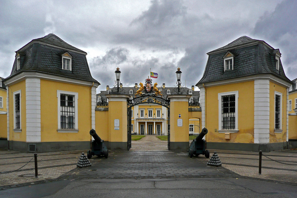 Bilder Von Haus Des Döners Neuwied Das Schloss des Fürsten zu Wied in Neuwied / Rhein Foto & Bild