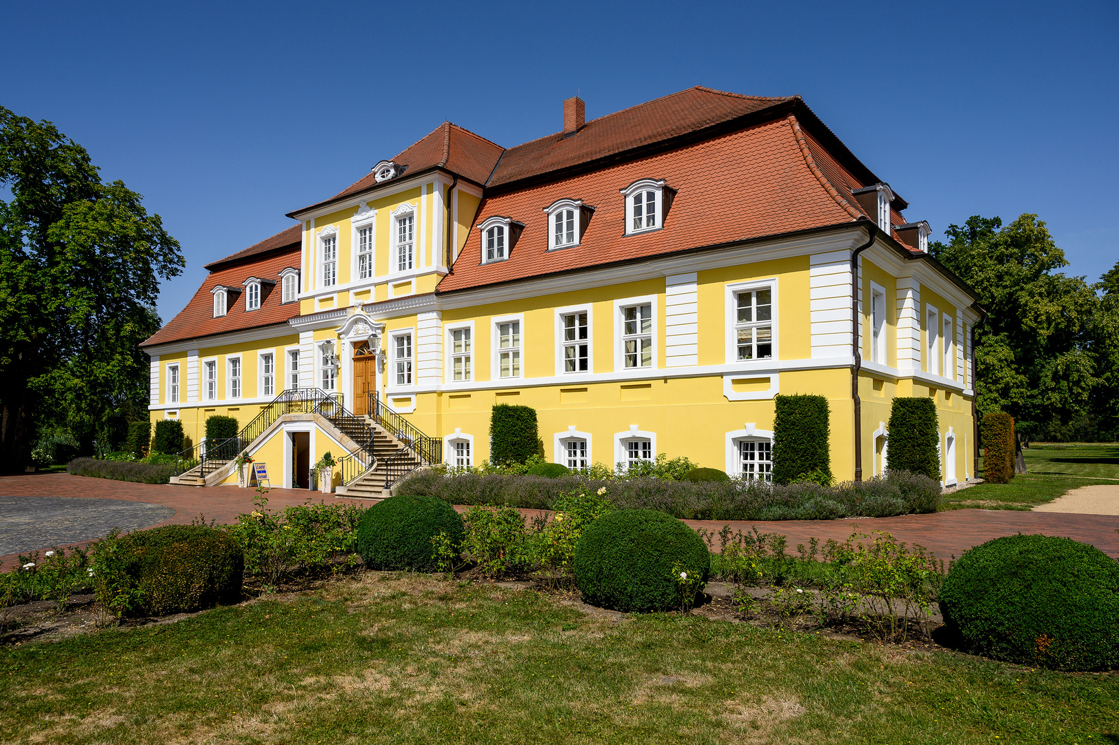 Das Schloss Döbbelin in der Altmark nahe Stendal_1