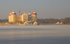 Das Schloss Moritzburg…,