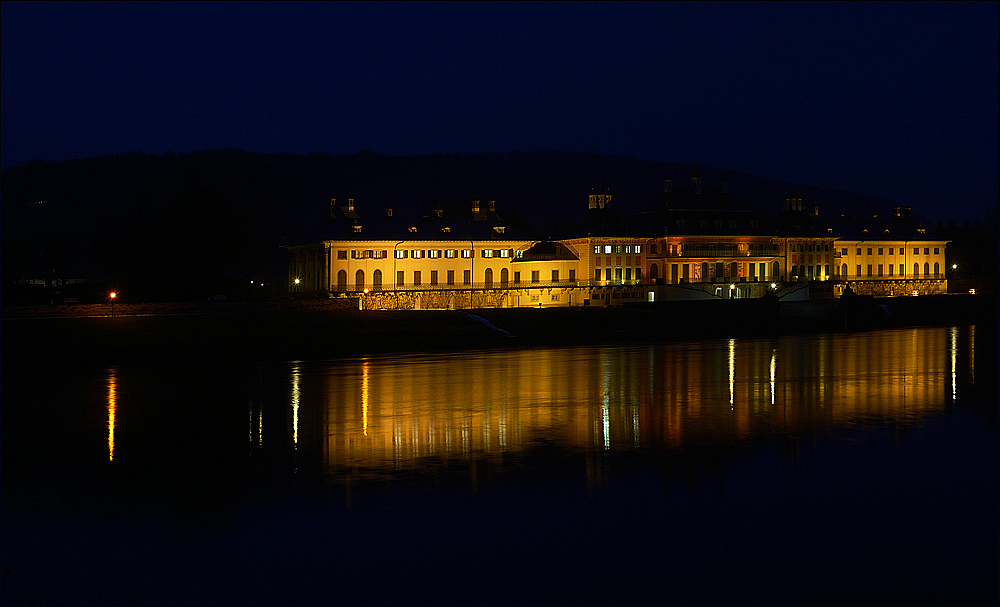 Das Schloss Pillnitz...,