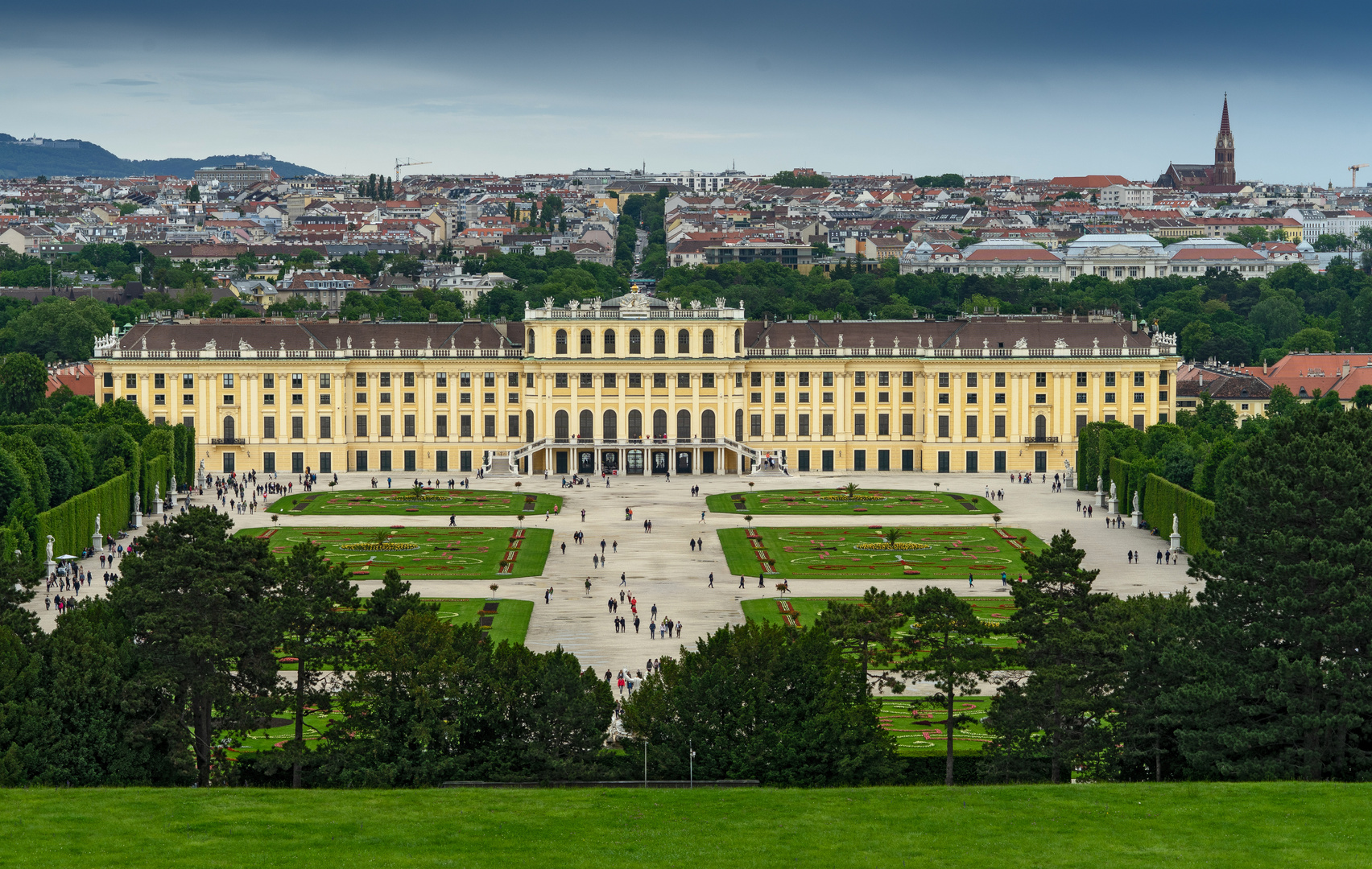 Das Schloss und die Stadt