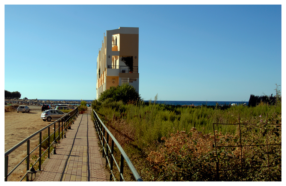 Das schmale Haus am Strand