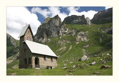 das schmucke Kirchlein... oben auf der Meglisalp