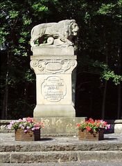 Das Sieger (!) -Denkmal ...