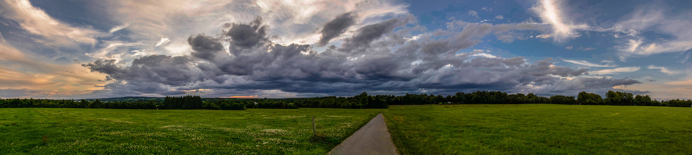 Das sieht nach Regen aus !