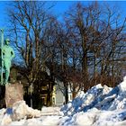 Das Skifahrerdenkmal in Altenberg im Osterzgebirge