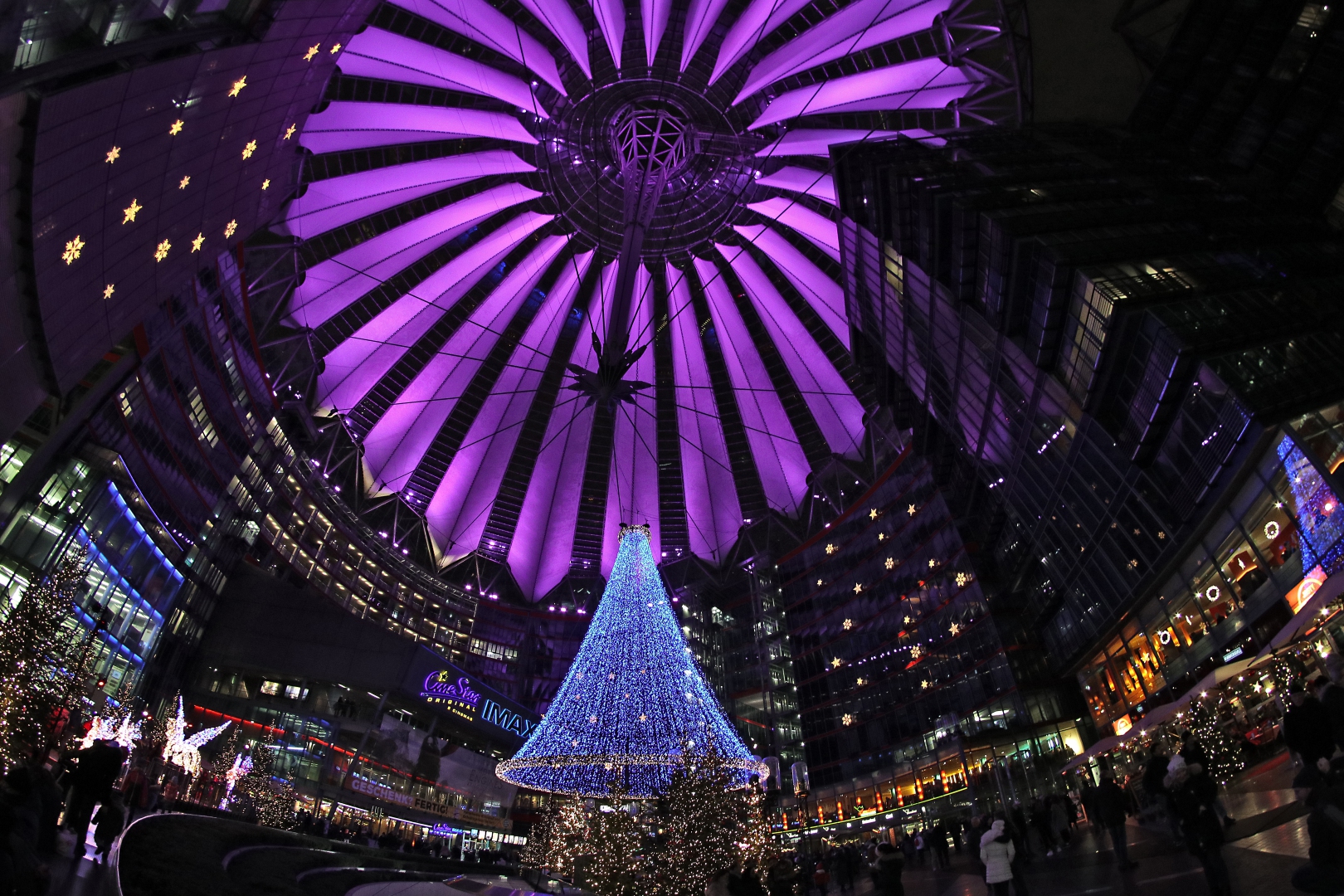  Das Sony Center in Berlin