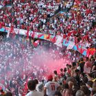 Das Stadion sieht rot!