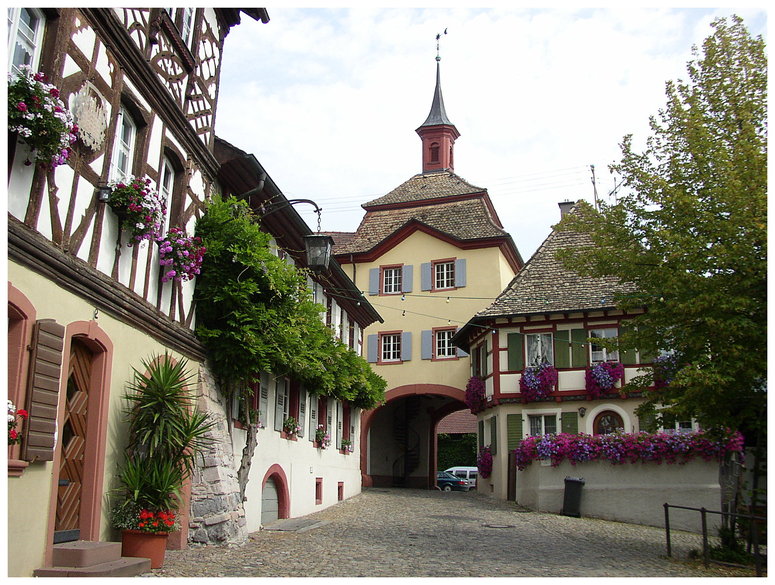 Das Stadttor von Burkheim am Kaiserstuhl