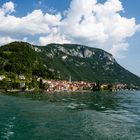 Das Städtchen Varenna am Ostufer des Comersees