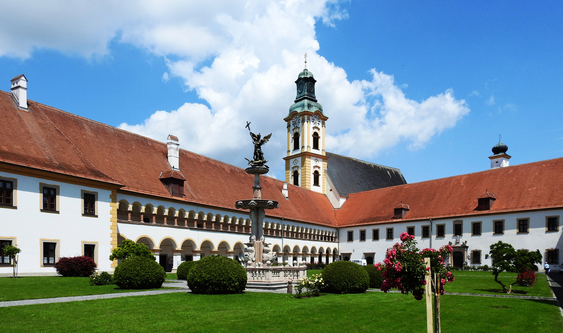 Das Stift Reichersberg 3 Foto & Bild stadt 1, world, österreich