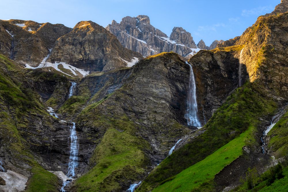 das Tal der Wasserfälle