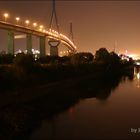 das Tal unter der Köhlbrandbrücke