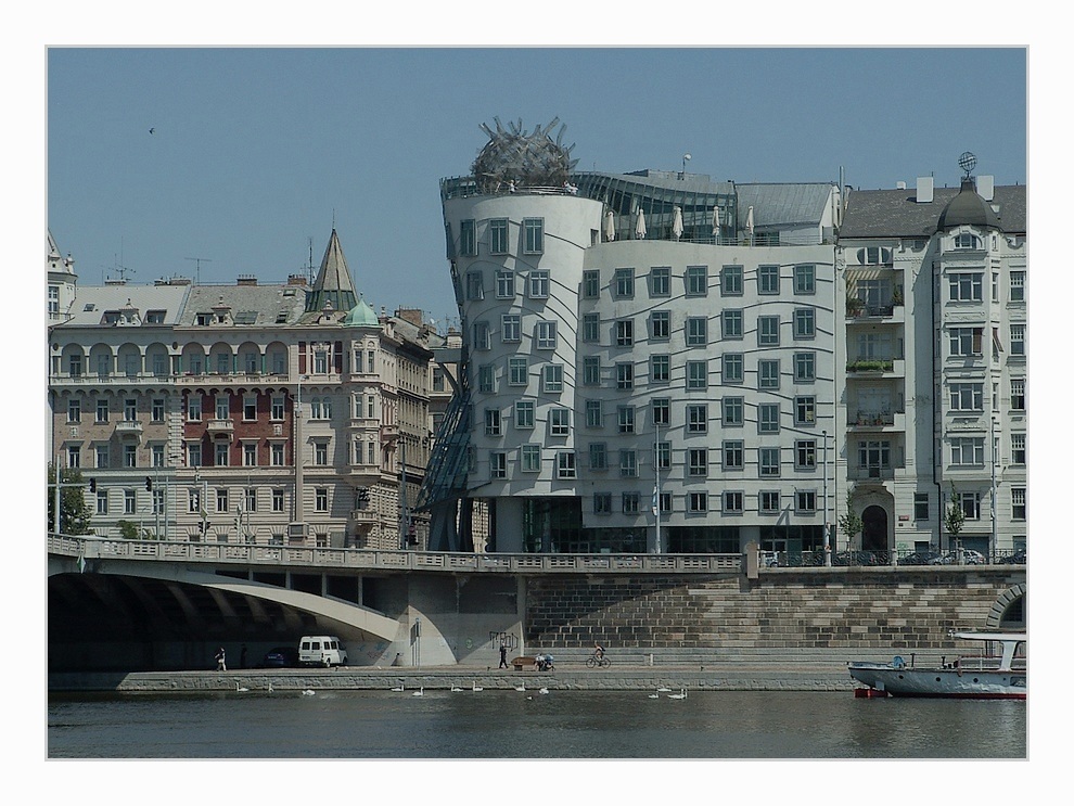 das tanzende Haus in Prag