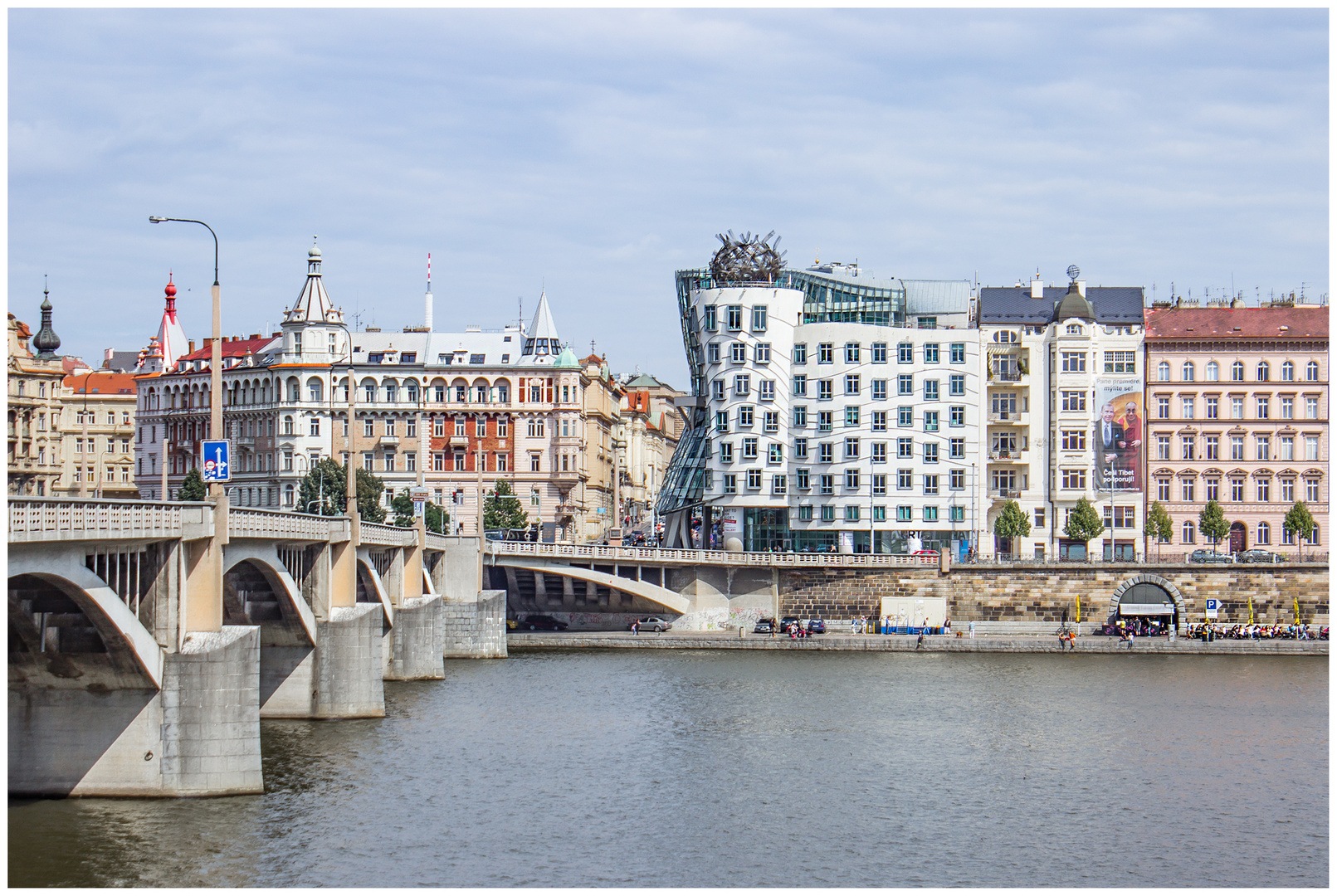 Das Tanzende Haus in Prag