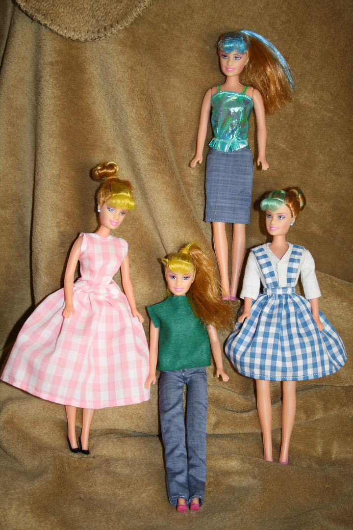 Das Tapfere Schneiderlein: Barbie's New dresses 01